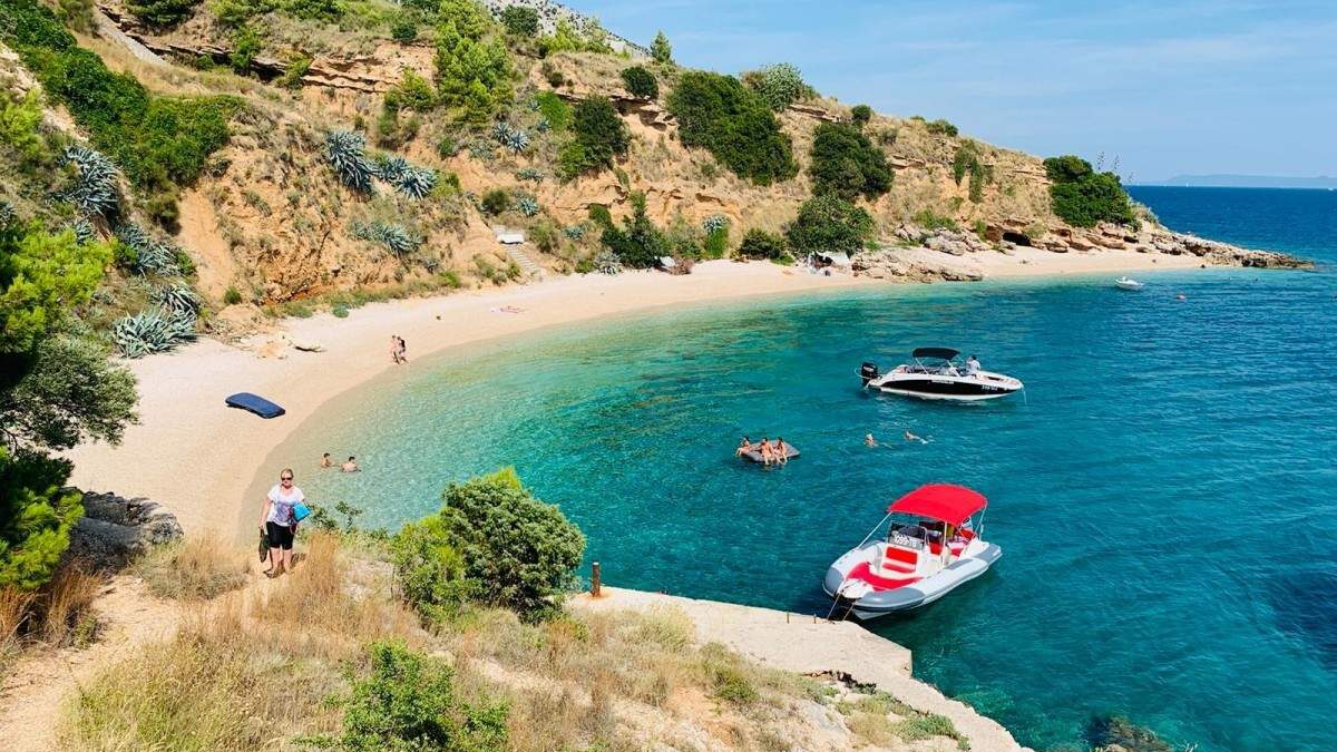 Boat excursion Croatia